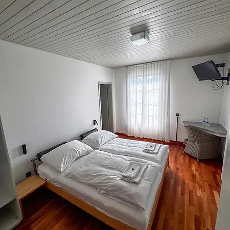 Dogan's Hotel